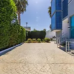 1br With Mountain Views By Pikhost