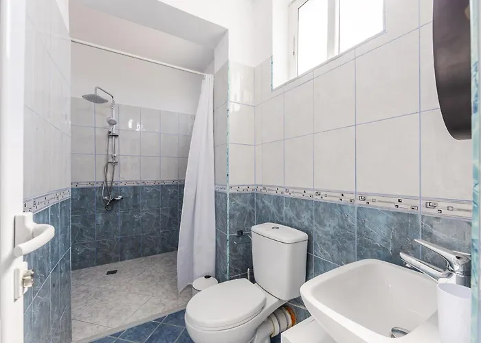 1br With Mountain Views By Pikhost *