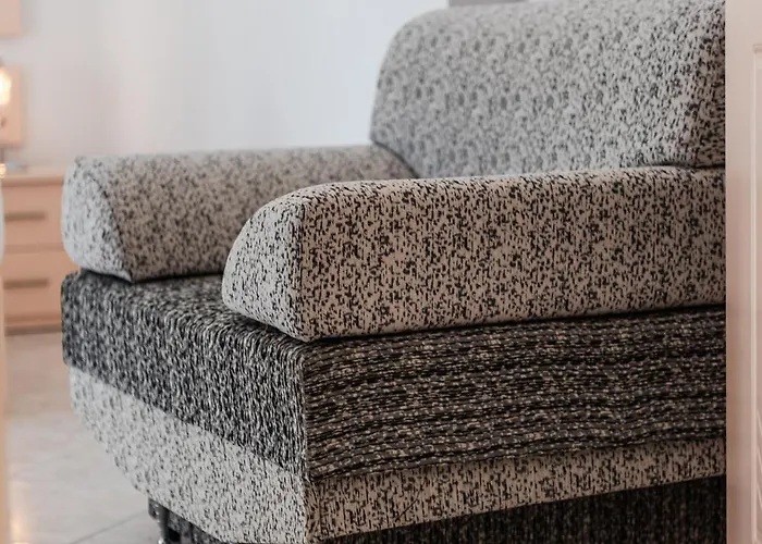 아파트 1br With Mountain Views By Pikhost 골렘