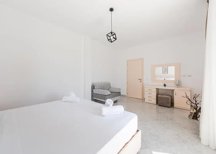 1br With Mountain Views By Pikhost 아파트 *