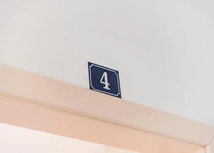 1br With Mountain Views By Pikhost 아파트 *