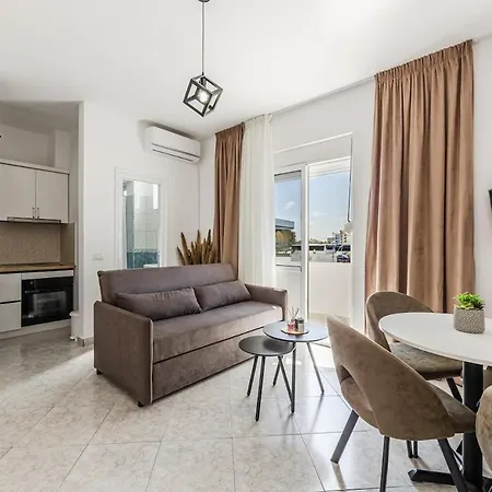 1br With Mountain Views * Golem (Tirana)