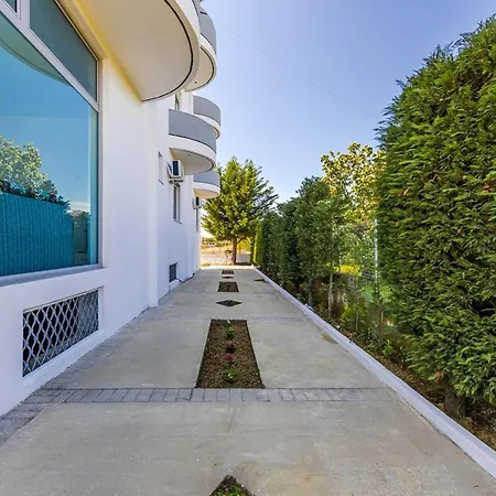 1br With Mountain Views Golem (Tirana)