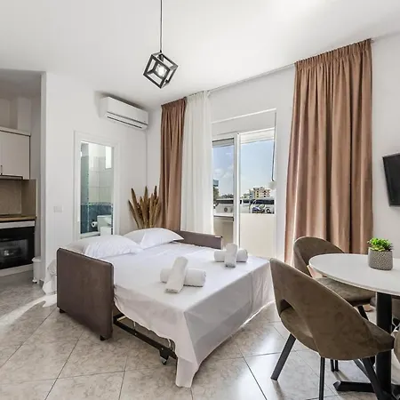 Apartment 1br With Mountain Views *