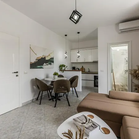 公寓 1br With Mountain Views By Pikhost